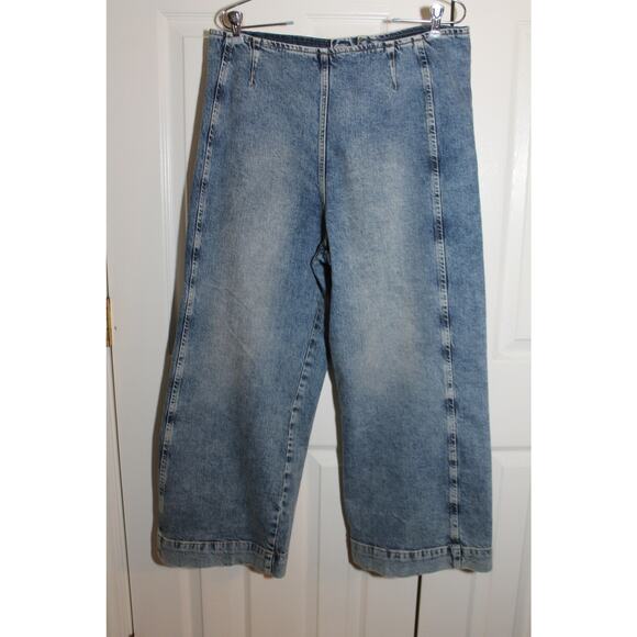 Pilcro Anthropologie Kick Mid Rise Cropped Wide Leg Jeans sz 31 - Picture 2 of 5